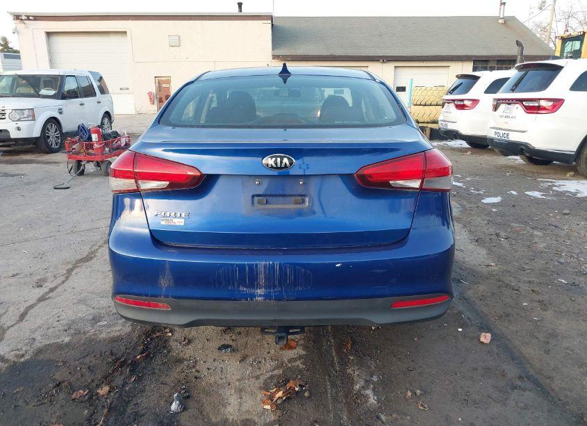 Photo 16 of 2017 Kia Forte LX (VIN 3KPFK4A71HE012412)