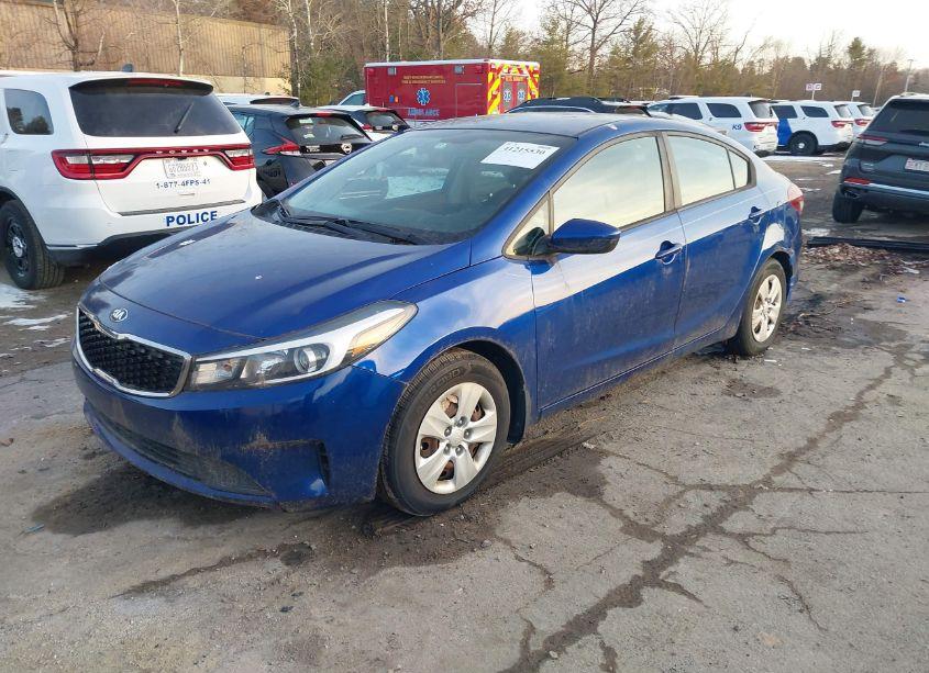 Photo 2 of 2017 Kia Forte LX (VIN 3KPFK4A71HE012412)