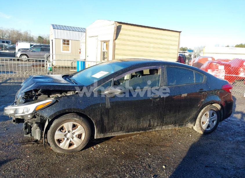 Photo 15 of 2017 Kia Forte LX (VIN 3KPFK4A71HE013091)