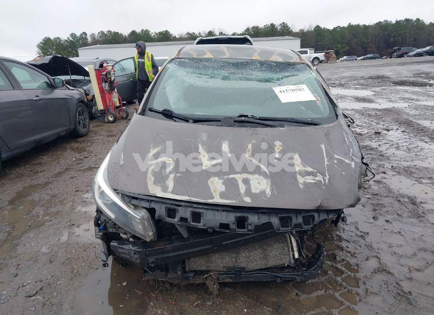 Photo 13 of 2017 Kia Forte LX (VIN 3KPFK4A71HE049539)