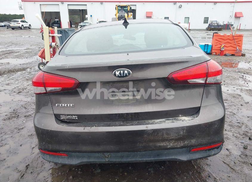 Photo 17 of 2017 Kia Forte LX (VIN 3KPFK4A71HE049539)