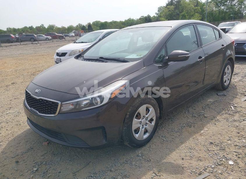 Photo 2 of 2017 Kia Forte LX (VIN 3KPFK4A71HE050187)