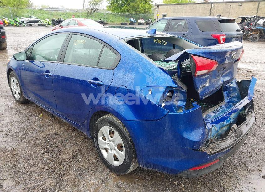 Photo 3 of 2017 Kia Forte LX (VIN 3KPFK4A71HE052215)