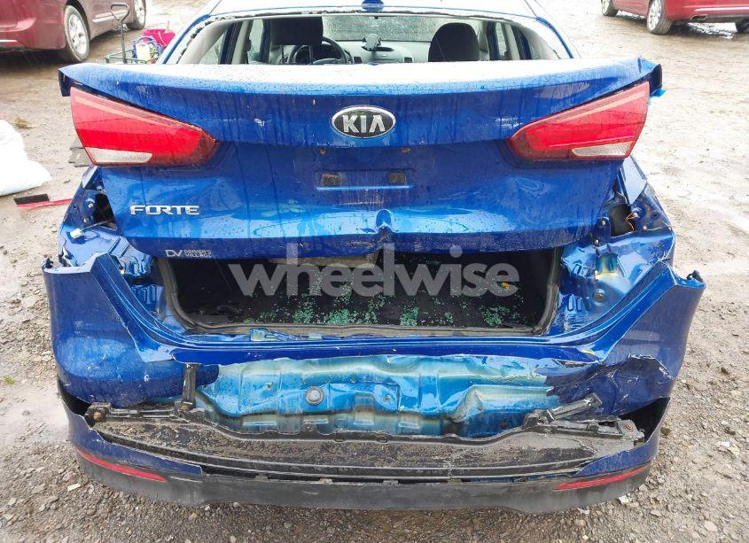Photo 6 of 2017 Kia Forte LX (VIN 3KPFK4A71HE052215)