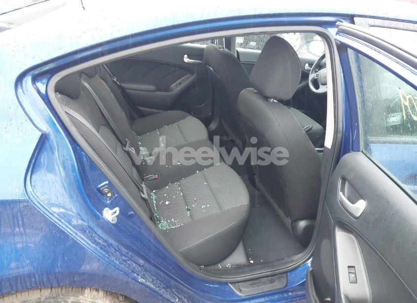 Photo 8 of 2017 Kia Forte LX (VIN 3KPFK4A71HE052215)