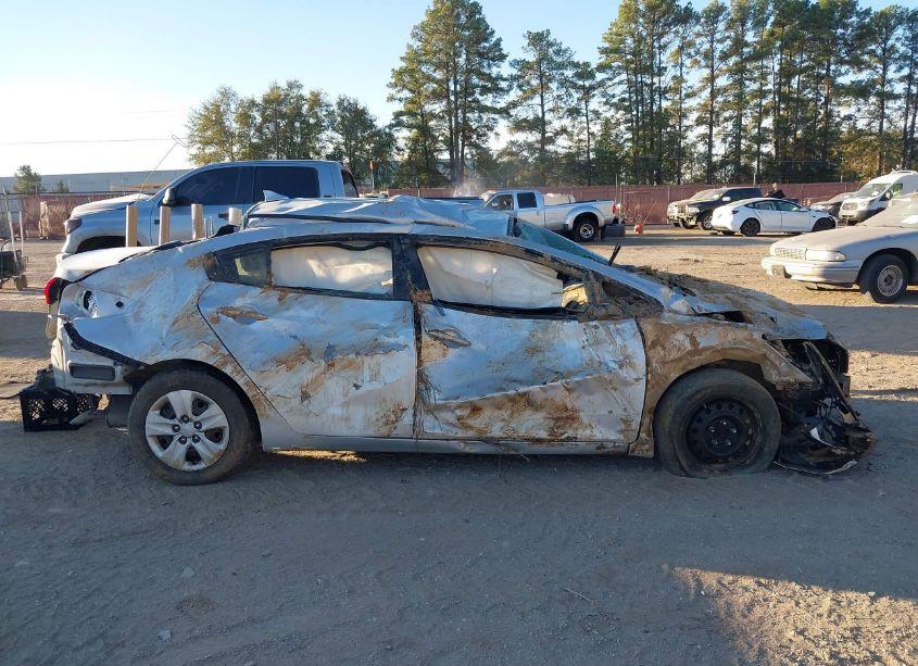 Photo 13 of 2017 Kia Forte LX (VIN 3KPFK4A71HE091189)