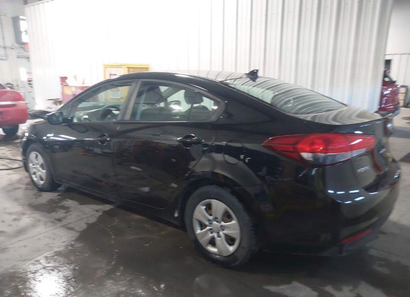 Photo 14 of 2017 Kia Forte LX (VIN 3KPFK4A71HE097896)