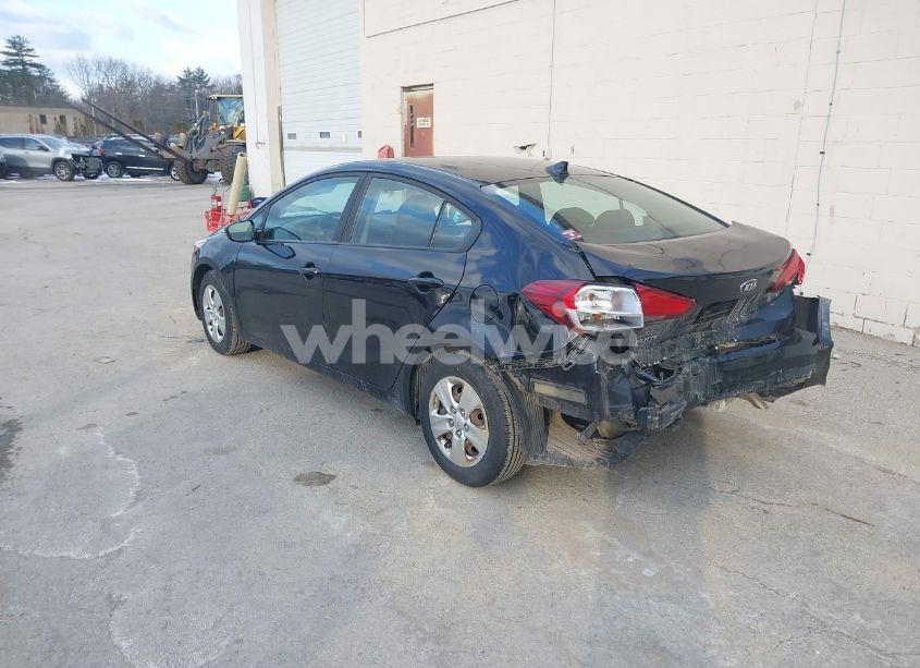 Photo 3 of 2017 Kia Forte LX (VIN 3KPFK4A71HE098885)