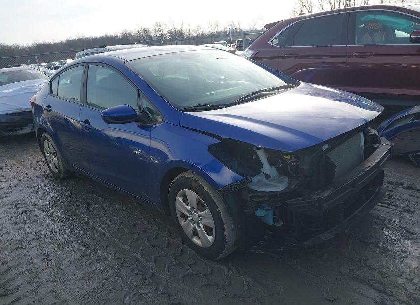 2017 Kia Forte LX (VIN 3KPFK4A71HE120903) main photo