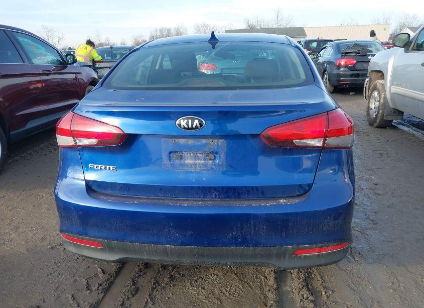 Photo 17 of 2017 Kia Forte LX (VIN 3KPFK4A71HE120903)