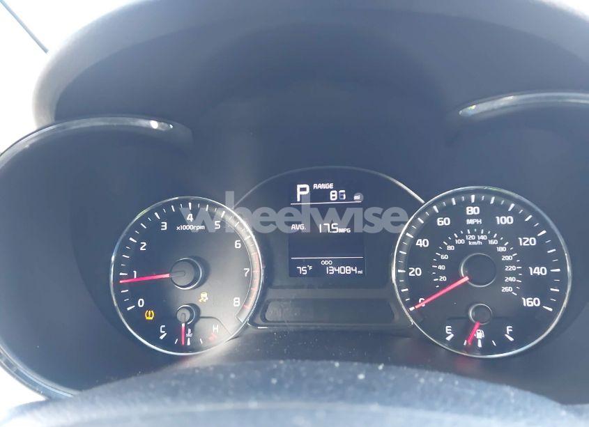 Photo 7 of 2017 Kia Forte LX (VIN 3KPFK4A71HE126278)