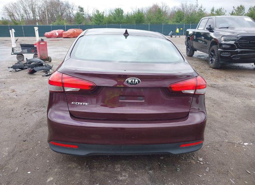 Photo 17 of 2017 Kia Forte LX (VIN 3KPFK4A71HE140570)
