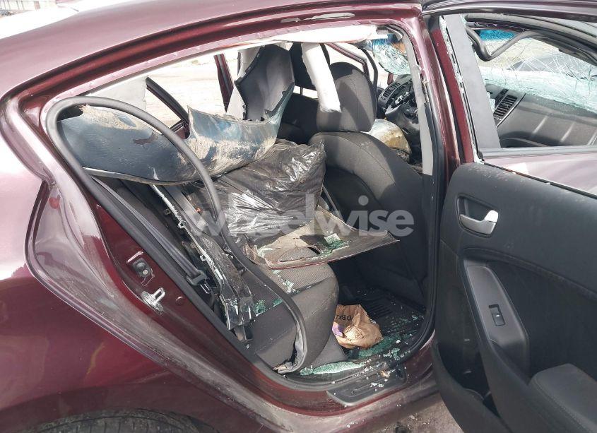 Photo 8 of 2018 Kia Forte LX (VIN 3KPFK4A71JE169024)