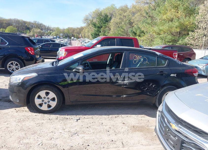 Photo 14 of 2018 Kia Forte LX (VIN 3KPFK4A71JE179004)