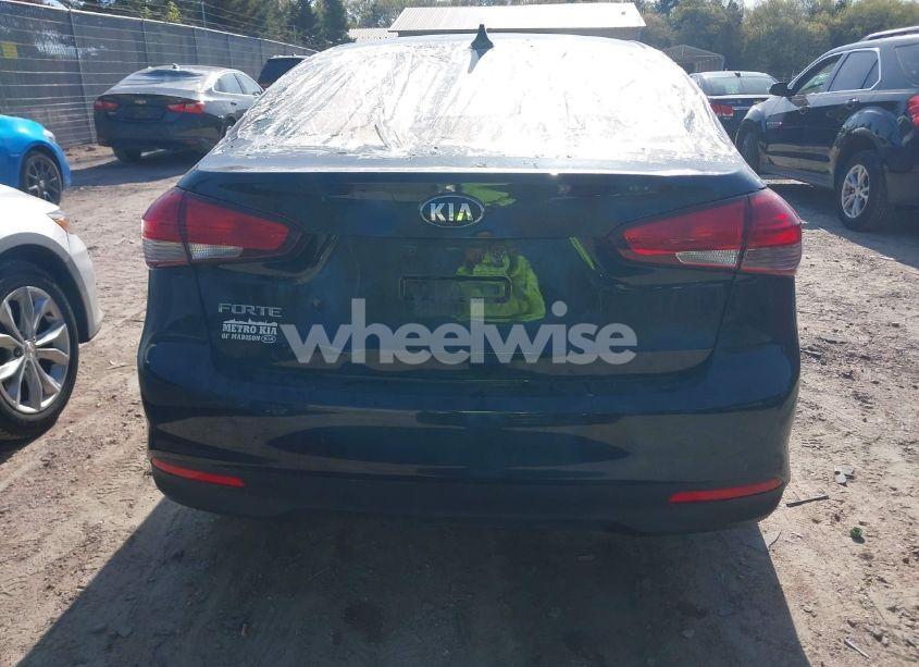 Photo 16 of 2018 Kia Forte LX (VIN 3KPFK4A71JE179004)
