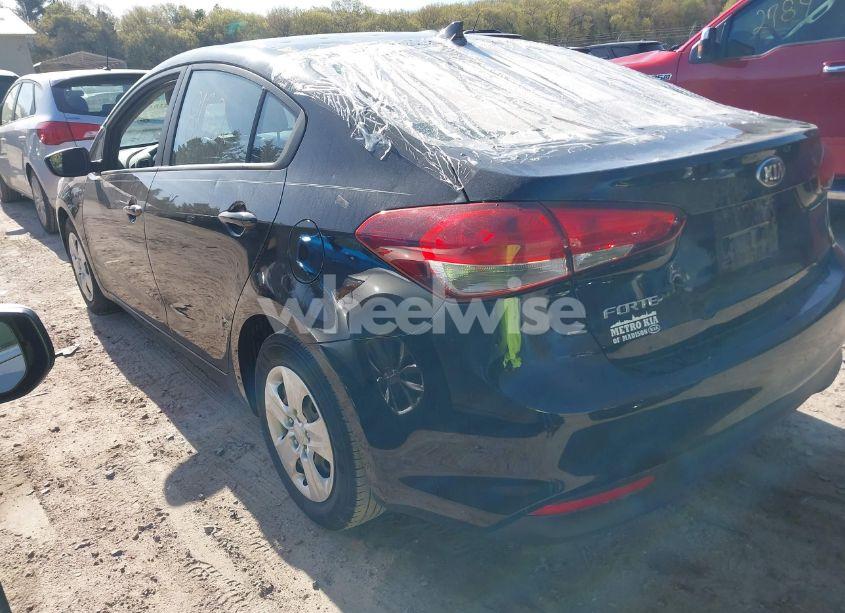 Photo 3 of 2018 Kia Forte LX (VIN 3KPFK4A71JE179004)