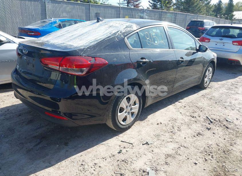 Photo 4 of 2018 Kia Forte LX (VIN 3KPFK4A71JE179004)