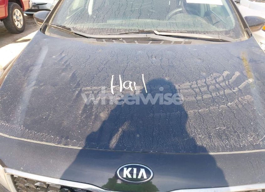 Photo 6 of 2018 Kia Forte LX (VIN 3KPFK4A71JE179004)