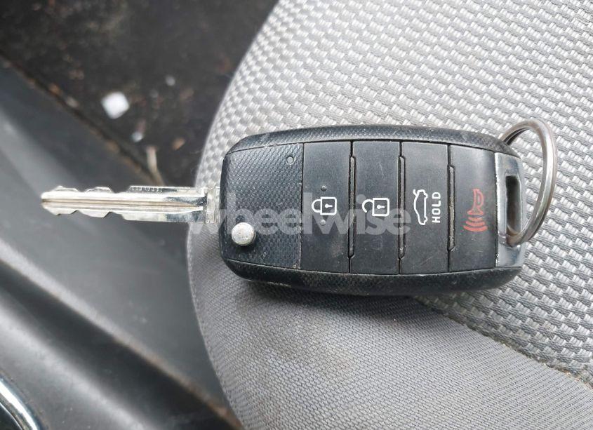 Photo 11 of 2018 Kia Forte LX (VIN 3KPFK4A71JE179259)