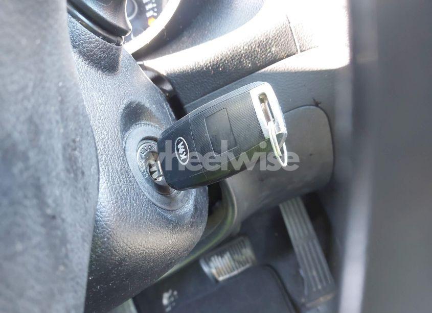 Photo 11 of 2018 Kia Forte LX (VIN 3KPFK4A71JE196613)