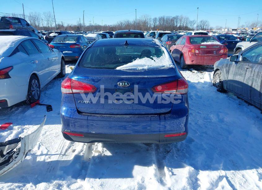 Photo 16 of 2018 Kia Forte LX (VIN 3KPFK4A71JE196613)