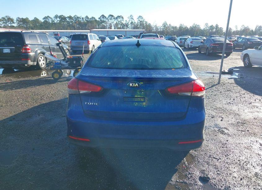 Photo 15 of 2018 Kia Forte LX (VIN 3KPFK4A71JE226693)