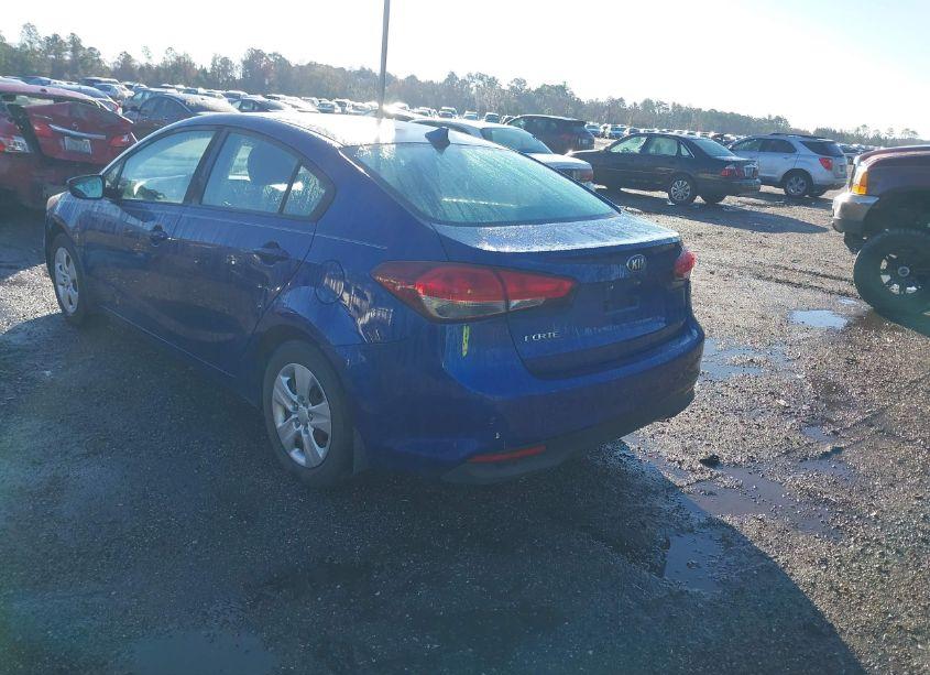 Photo 3 of 2018 Kia Forte LX (VIN 3KPFK4A71JE226693)