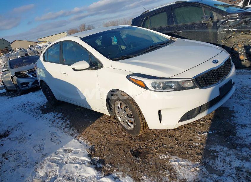 2017 Kia Forte LX (VIN 3KPFK4A72HE022303) main photo
