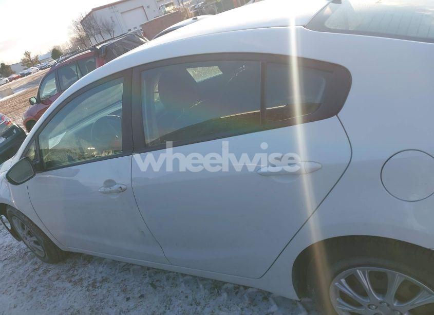 Photo 14 of 2017 Kia Forte LX (VIN 3KPFK4A72HE022303)