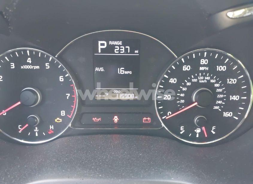 Photo 15 of 2017 Kia Forte LX (VIN 3KPFK4A72HE022303)