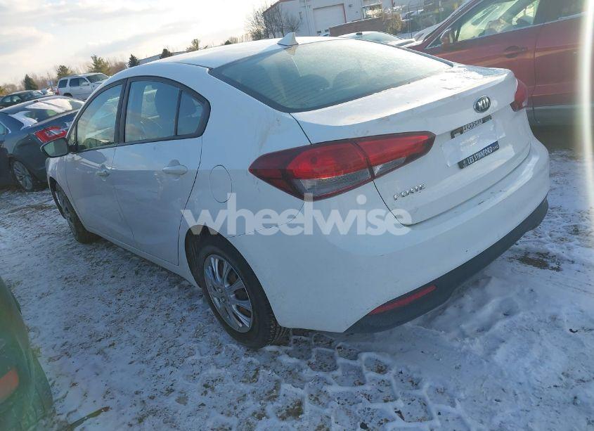 Photo 3 of 2017 Kia Forte LX (VIN 3KPFK4A72HE022303)