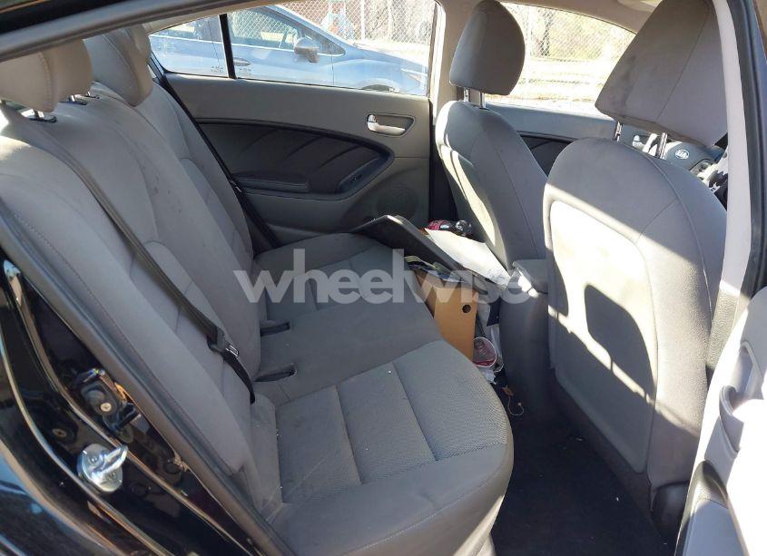 Photo 8 of 2017 Kia Forte LX (VIN 3KPFK4A72HE029834)