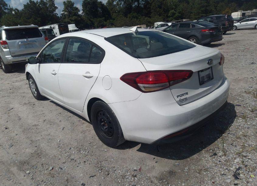 Photo 3 of 2017 Kia Forte LX (VIN 3KPFK4A72HE032118)
