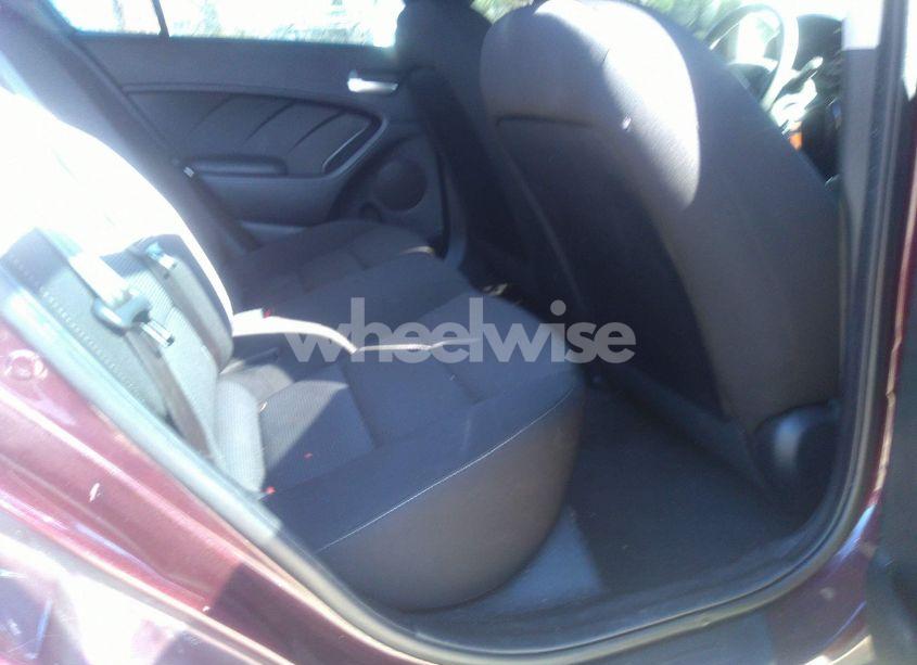 Photo 8 of 2017 Kia Forte LX (VIN 3KPFK4A72HE046438)