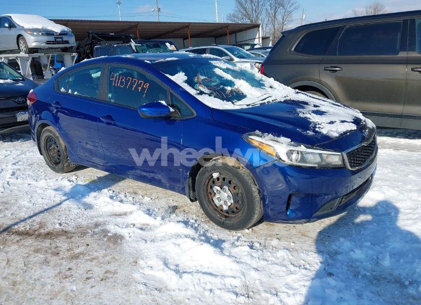 2017 Kia Forte LX (VIN 3KPFK4A72HE059965) main photo