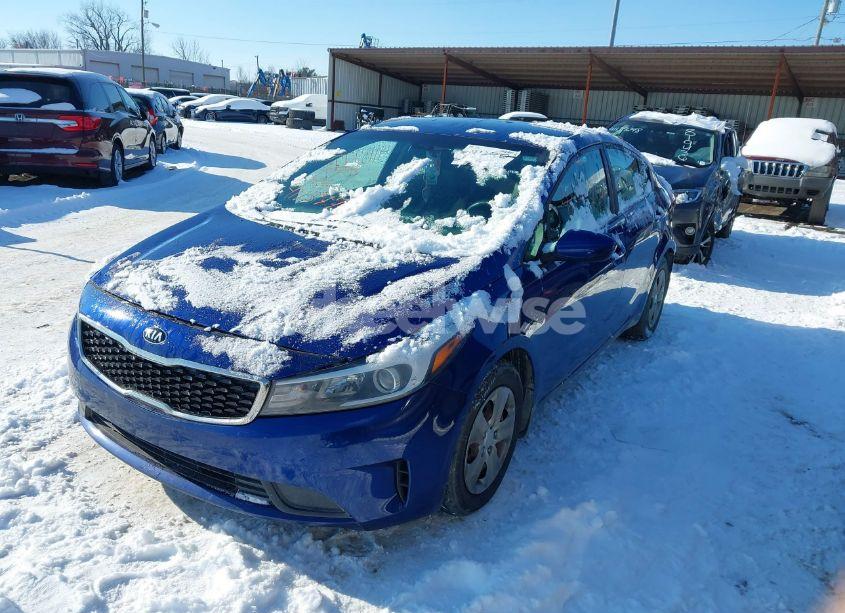 Photo 2 of 2017 Kia Forte LX (VIN 3KPFK4A72HE059965)