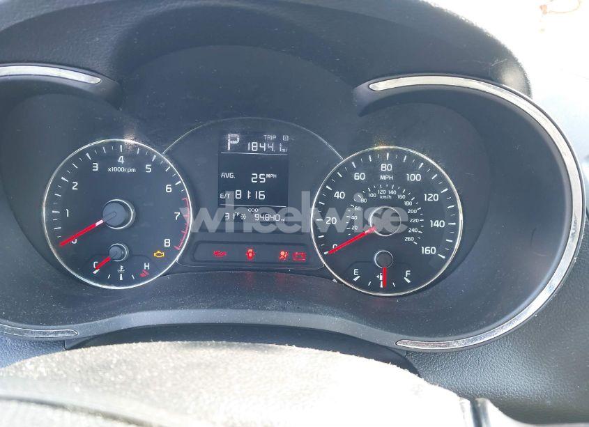 Photo 7 of 2017 Kia Forte LX (VIN 3KPFK4A72HE059965)