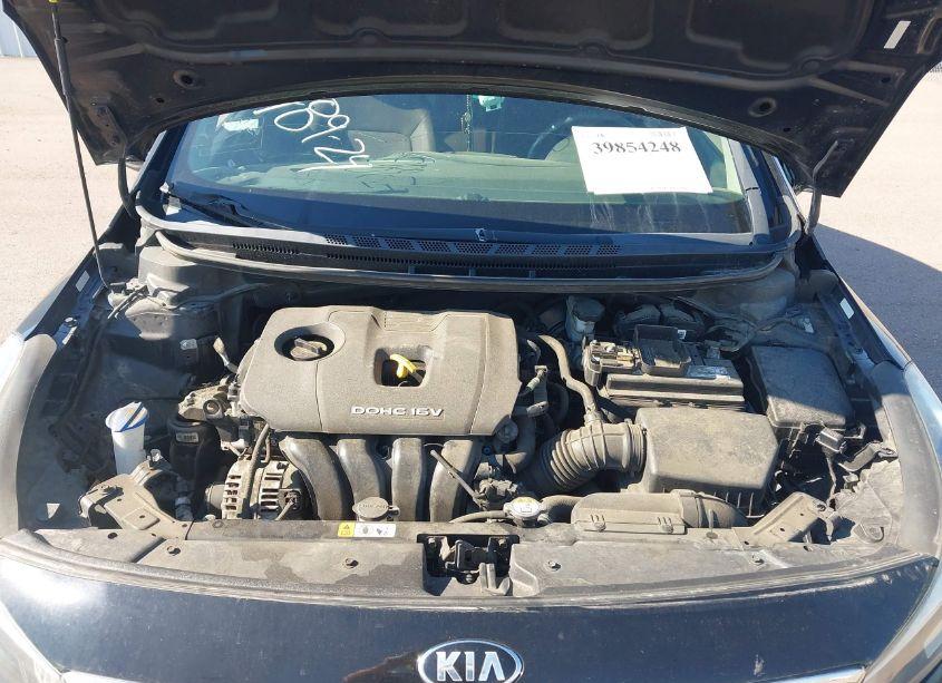 Photo 10 of 2017 Kia Forte LX (VIN 3KPFK4A72HE077804)