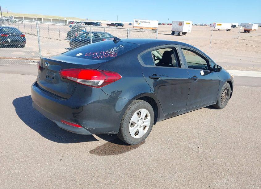 Photo 4 of 2017 Kia Forte LX (VIN 3KPFK4A72HE077804)