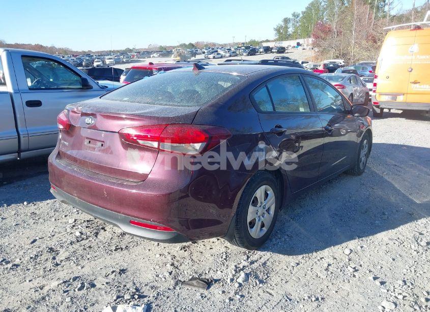 Photo 4 of 2017 Kia Forte LX (VIN 3KPFK4A72HE093677)