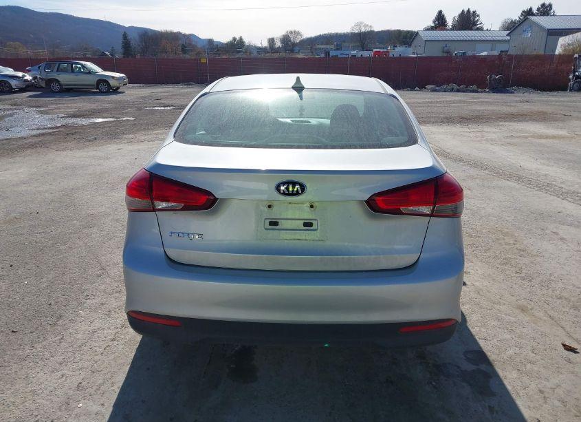 Photo 17 of 2017 Kia Forte LX (VIN 3KPFK4A72HE096739)