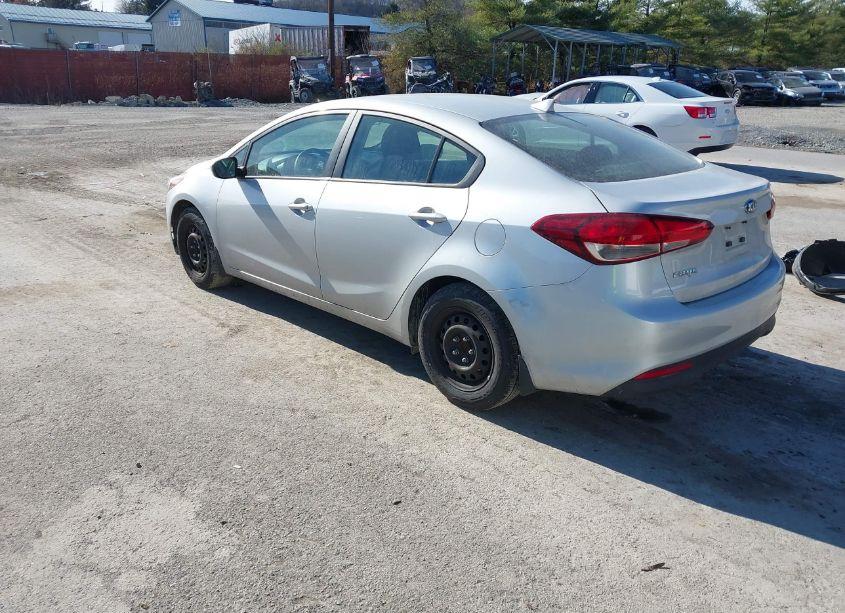 Photo 3 of 2017 Kia Forte LX (VIN 3KPFK4A72HE096739)