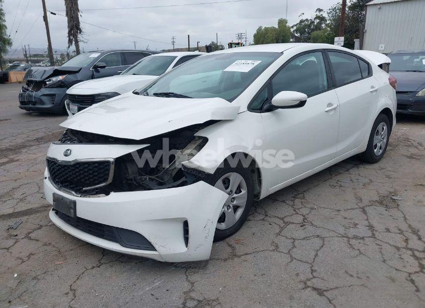 Photo 2 of 2017 Kia Forte LX (VIN 3KPFK4A72HE099821)
