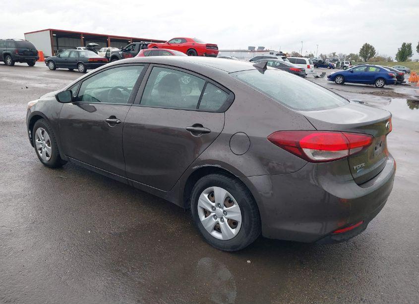 Photo 3 of 2017 Kia Forte LX (VIN 3KPFK4A72HE106024)