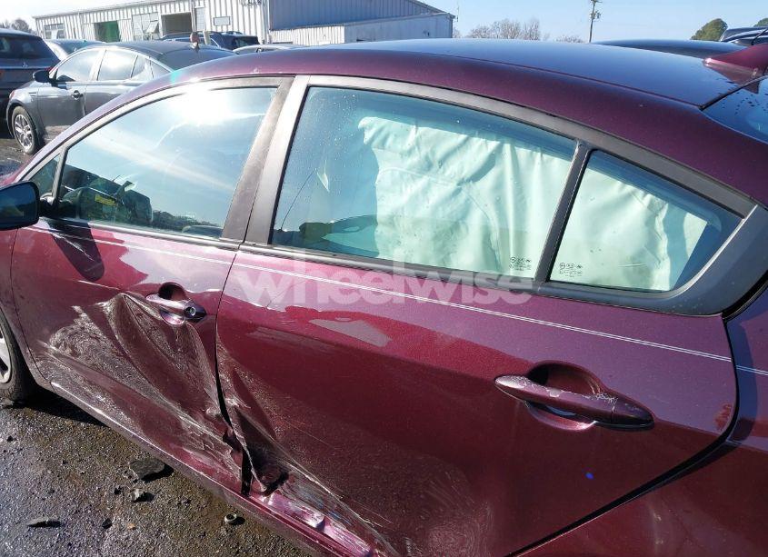 Photo 14 of 2017 Kia Forte LX (VIN 3KPFK4A72HE138424)