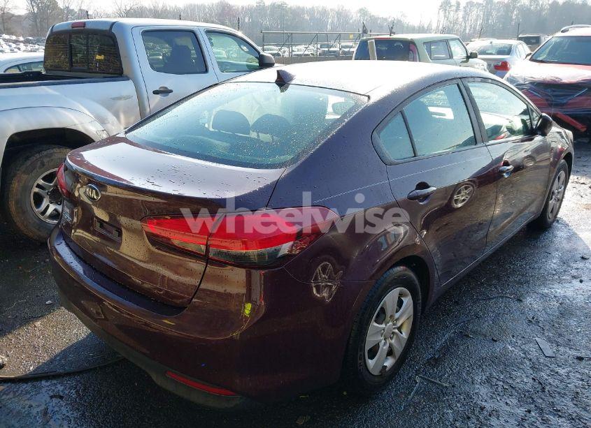 Photo 4 of 2017 Kia Forte LX (VIN 3KPFK4A72HE138424)