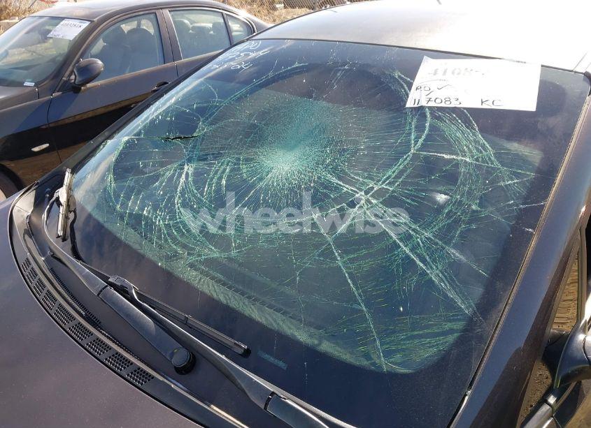 Photo 17 of 2017 Kia Forte LX (VIN 3KPFK4A72HE140870)