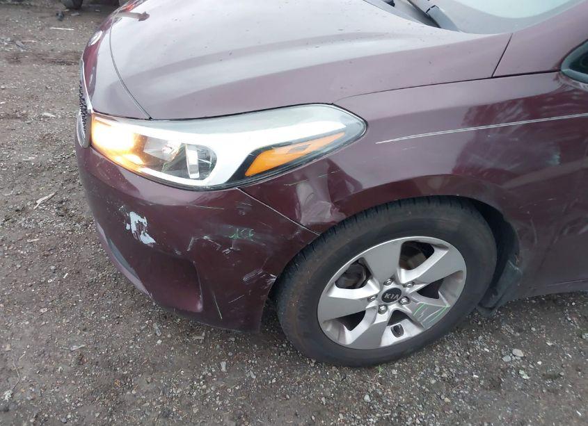 Photo 17 of 2017 Kia Forte LX (VIN 3KPFK4A72HE146328)