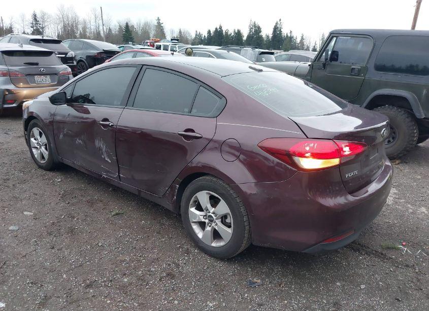 Photo 3 of 2017 Kia Forte LX (VIN 3KPFK4A72HE146328)