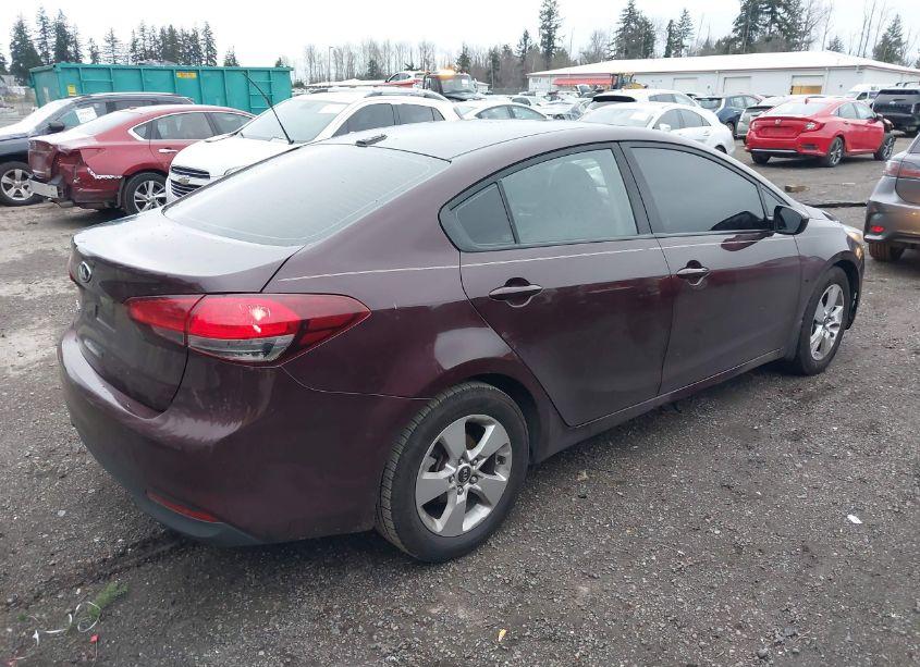 Photo 4 of 2017 Kia Forte LX (VIN 3KPFK4A72HE146328)